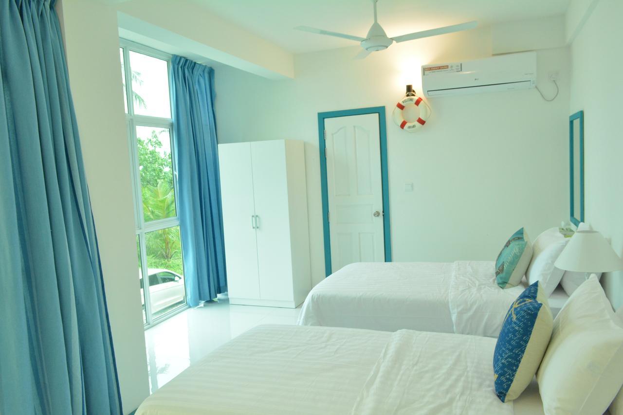 Hotel The Aquzz à Hulhumalé Extérieur photo