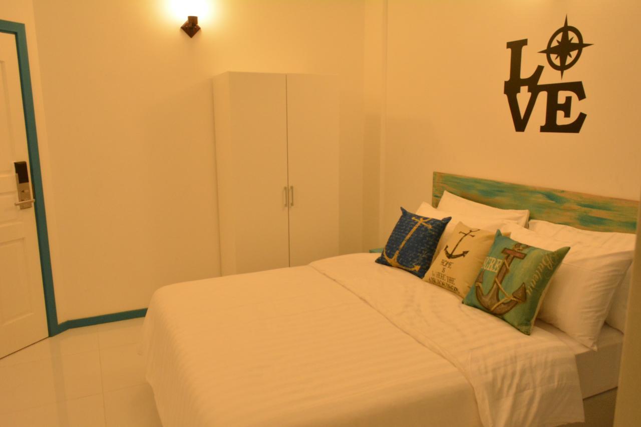 Hotel The Aquzz à Hulhumalé Extérieur photo